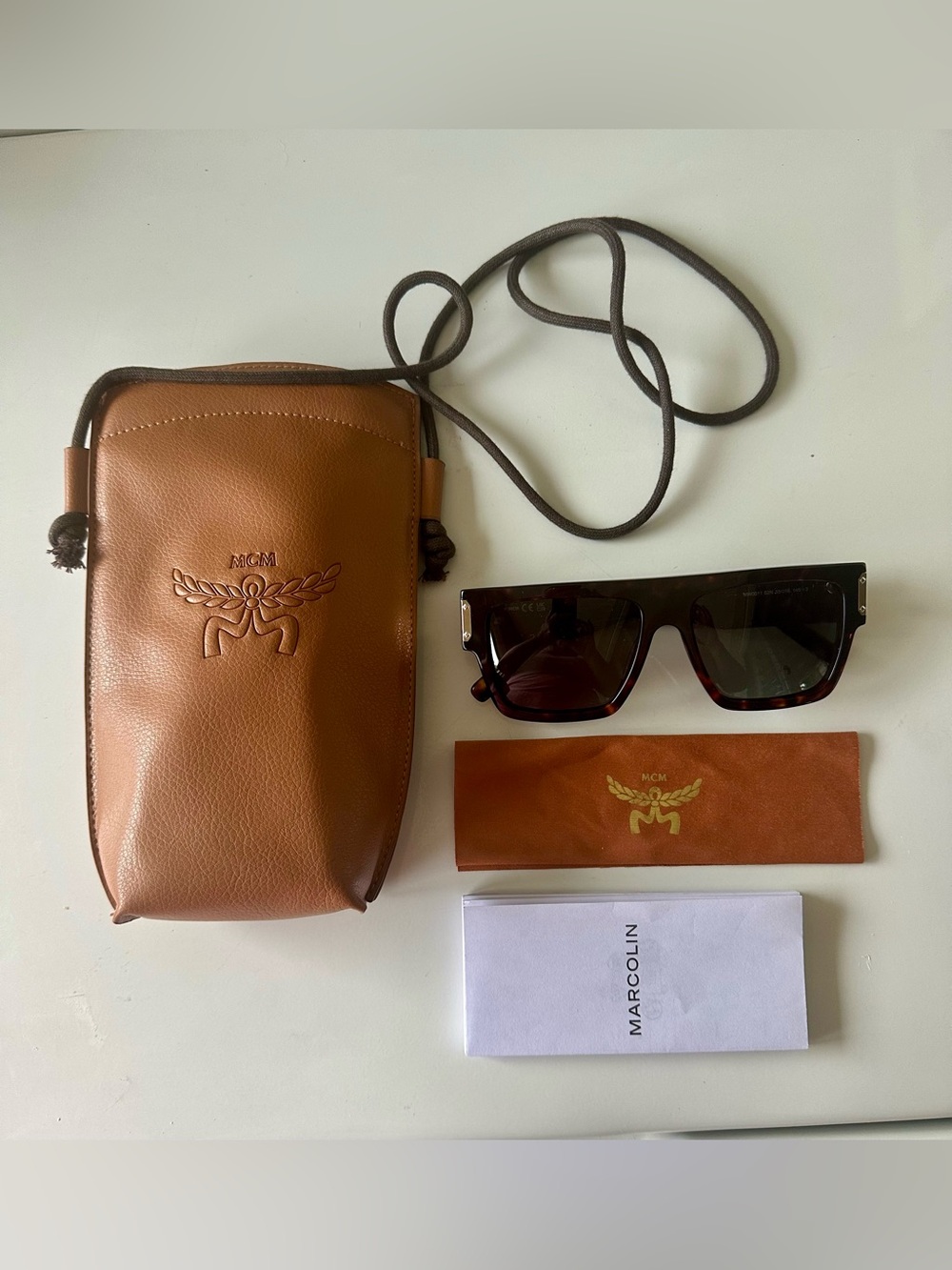 MCM by Marcolin Unisex Sunglasses MW0011 52N 55 NEW w/crossbody case. MSRP $275